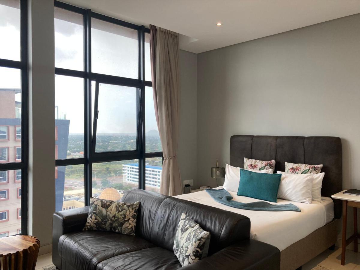 Urban Awe Apartment- Itowers 18Th Floor Gaborone Zewnętrze zdjęcie